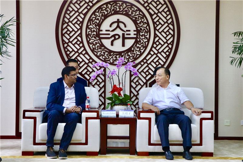 1-会见.jpg